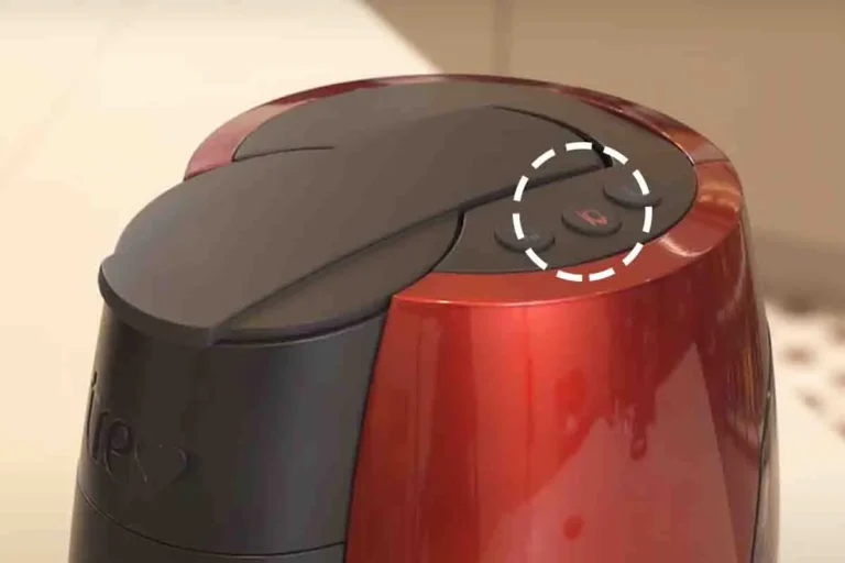 Cafeteira 3 Corações com Luz Vermelha Piscando: Causa e solução 25 Cafeteira 3 Corações com a luz vermelha piscando. Cafeteira 3 Corações Piscando Vermelho